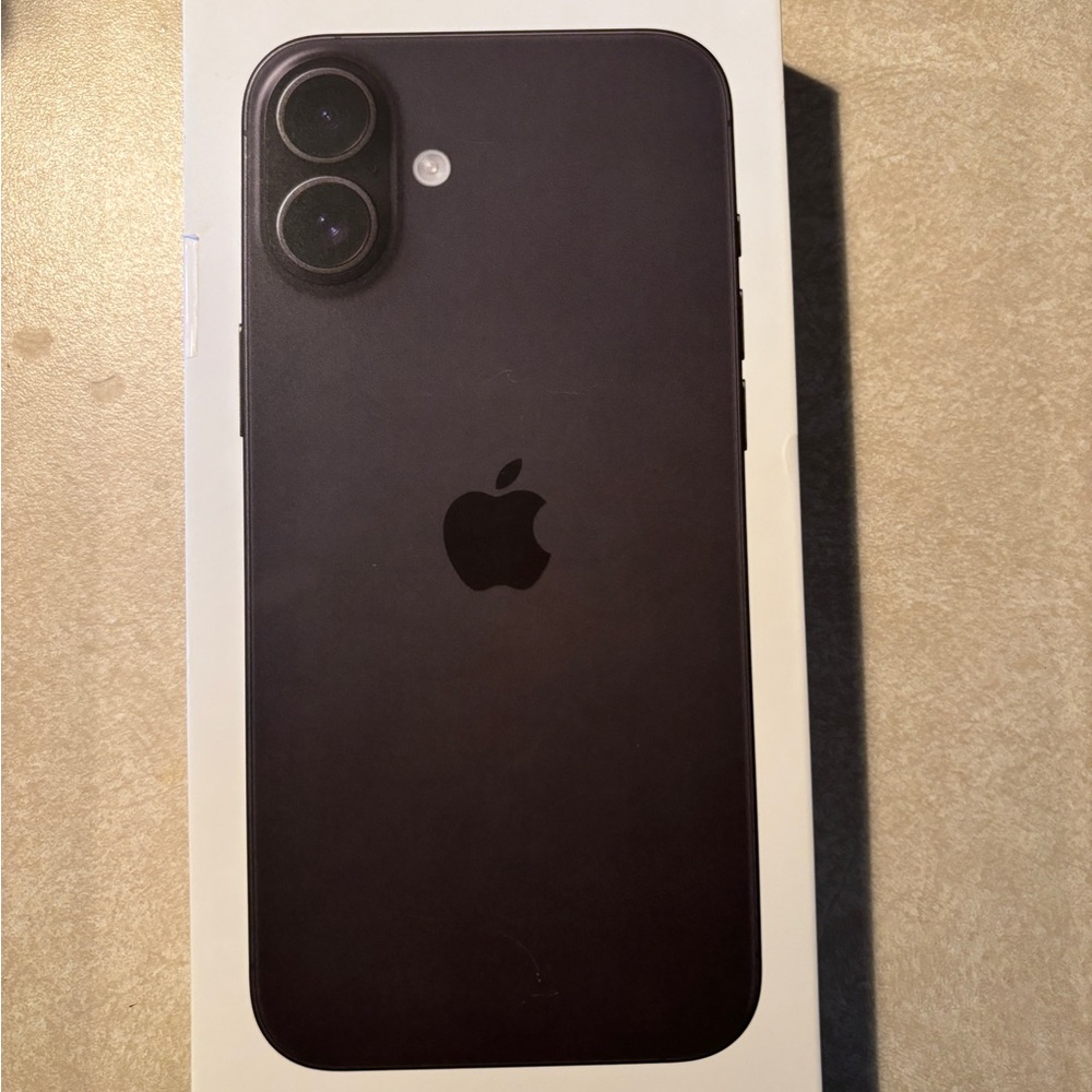 Brand Nee Iphone 16 plus